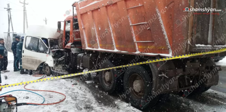 Աբովյան-Ջրվեժ ճանապարհին բախվել են «Ford Transit»-ն ու «Kamaz»-ը, կա 1 զnh