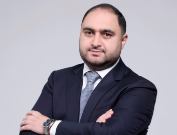 Մեկ տարում մի ամբողջ գյուղի բնակչության չափ մարդ տուն չի հասել. Տիգրան Դումիկյան Մեկ տարում մի ամբողջ գյուղի բնակչության չափ մարդ տուն չի հասել. Տիգրան Դումիկյան