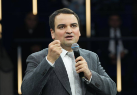 Ցանկանում եմ ուրբաթ հանդիպում կազմակերպել մեր ուժին ձայն տված մեր հայրենակիցների հետ, որպեսզի որոշենք՝ մանդատները չվերցնելն է ճիշտ, թե վերցնելը․ Նարեկ Կարապետյան