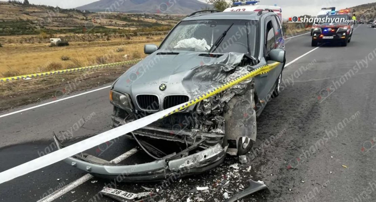 Աշտարակ-Եղվարդ ավտոճանապարհին բшխվել են «BMW X5»-ը և «Scania» բեռնատարը․ կան վիրավnրներ Աշտարակ-Եղվարդ ավտոճանապարհին բшխվել են «BMW X5»-ը և «Scania» բեռնատարը․ կան վիրավnրներ