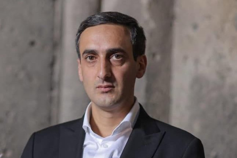 Սա ինձ համար քաղաքական առաքելություն է, որ հանրային գերակա շահը վերադարձնեմ հանրությանը․ Աջափնյակի թաղապետը՝ Շինարարների փողոցում կրպակները քանդելու մասին Սա ինձ համար քաղաքական առաքելություն է, որ հանրային գերակա շահը վերադարձնեմ հանրությանը․ Աջափնյակի թաղապետը՝ Շինարարների փողոցում կրպակները քանդելու մասին