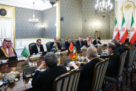 Iran hosts Saudi Arabia and regional powers as fears grow of return to war