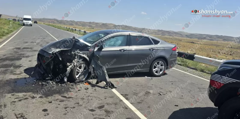 Արագածոտնի մարզում բախվել են «Mitsubishi»-ն և «Ford Fusion»-ը, տուժածներից մեկը ՊՆ փոխգնդապետ է