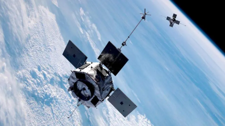 A 1,300-pound Nasa spacecraft to re-enter Earth's atmosphere