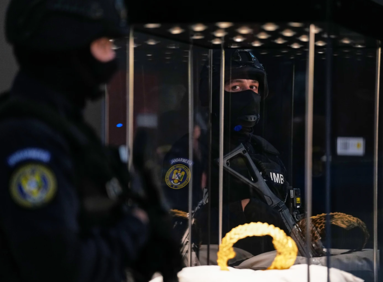Priceless 2,500-year-old golden helmet returned to Romania after Dutch museum raid