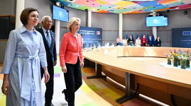 EU sets stage for decoupling Moldova's accession bid from Ukraine's EU sets stage for decoupling Moldova's accession bid from Ukraine's