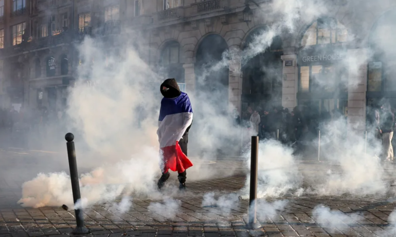 Macron accuses foreign leaders of exploiting French riots Macron accuses foreign leaders of exploiting French riots