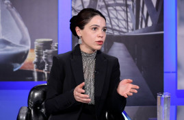 Խեղճ ու խոցելի լինելով՝ դու միմիայն մեծացնում ես Ադրբեջանի ախորժակը. Տաթևիկ Հայրապետյան Խեղճ ու խոցելի լինելով՝ դու միմիայն մեծացնում ես Ադրբեջանի ախորժակը. Տաթևիկ Հայրապետյան