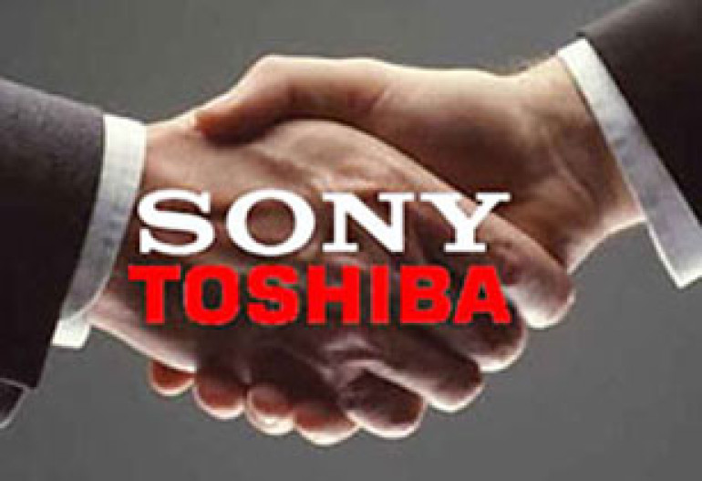 Sony и Toshiba завершат финансовый год с убытками