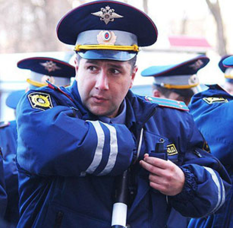 Гаишники не смогли сдать экзамен по правилам дорожного движения