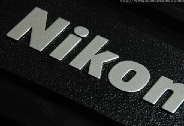 Nikon пошел по стопам Panasonic и Toshiba