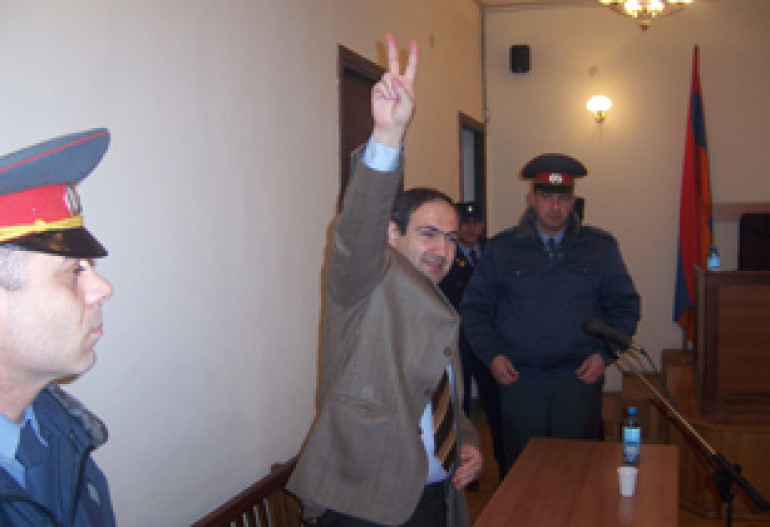 Pashinyan’s Lawyers File 78-Page Complaint to Court of Appeal