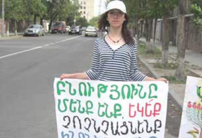 Armenian Activist Mariam Sukhudyan Awarded Bravery Medal