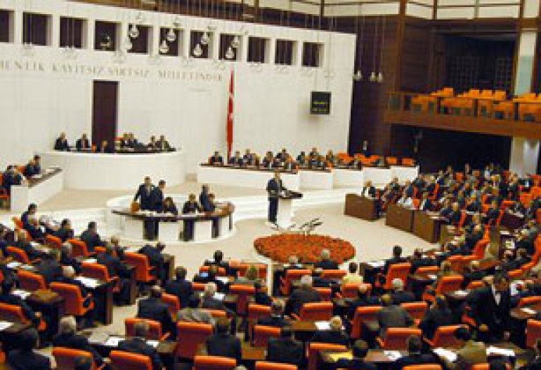 Turkish Opposition Proposes Deporting Illegal Armenians