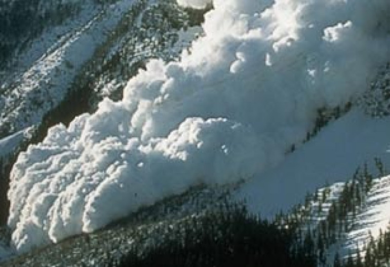 8 Dead in Tajikistan Avalanche