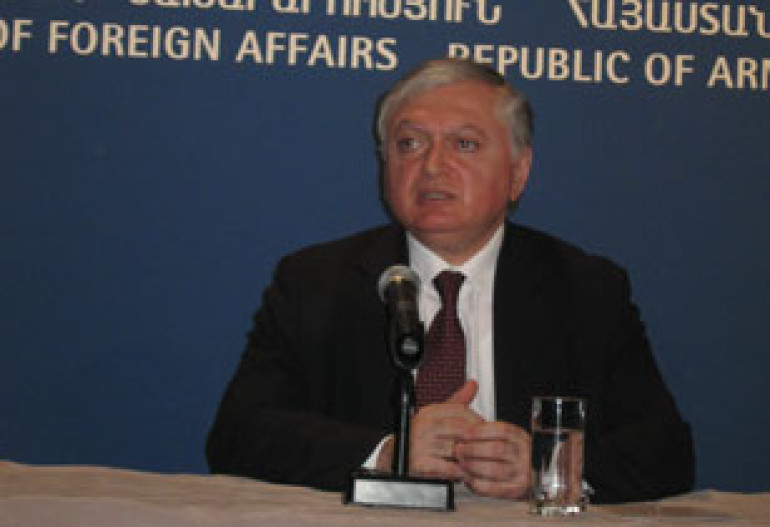 ‘Necessary to Move Forward Without Threats, Blackmail’: Nalbandian on Erdogan’s Statements