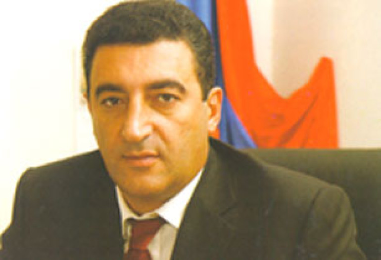 Why was Vardan Ayvazyan Reprimanded?