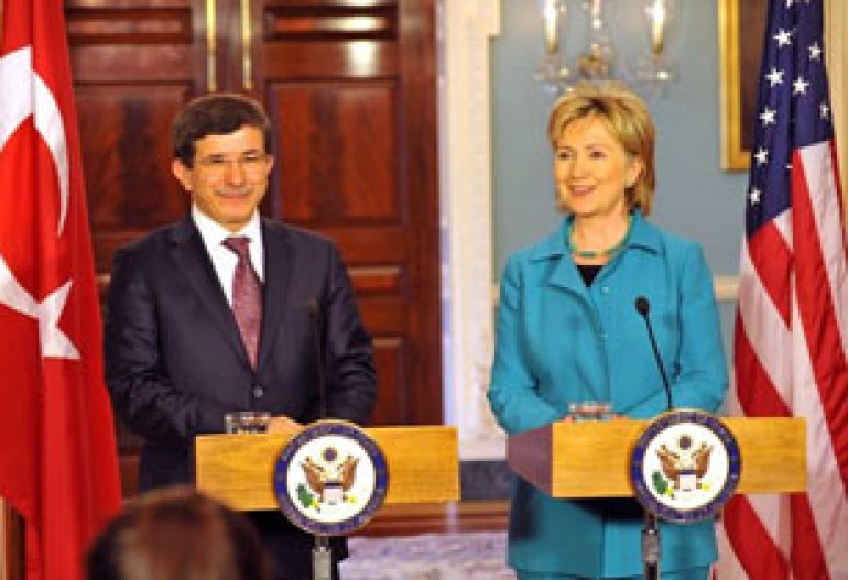 Davutoglu and Clinton Discussed Armenian Genocide Resolution