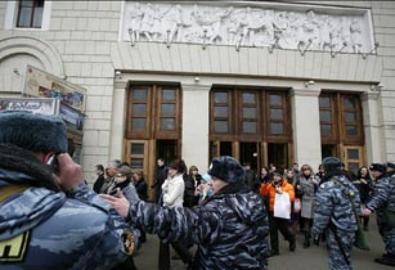 Следствие ищет организаторов теракта в метро среди кавказских боевиков