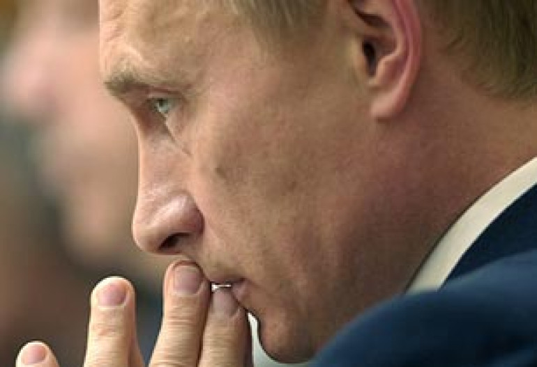Путин увидел связь между терактами в Москве и Дагестане