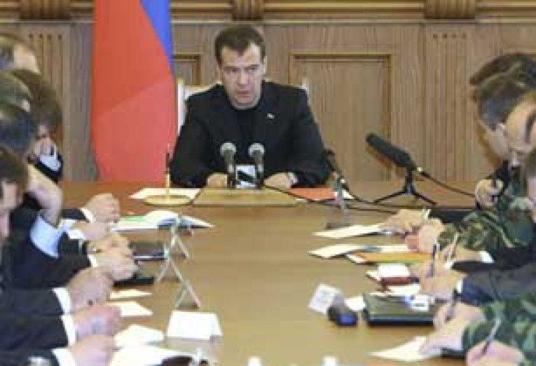 Medvedev Outlines Anti-Terrorism Strategy for North Caucasus