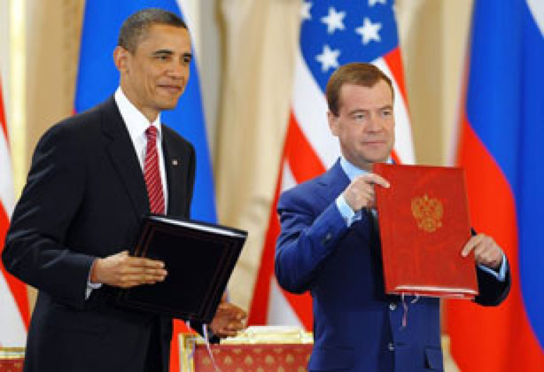 US and Russia Hail Nuclear Treaty  