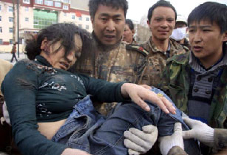 Rescuers Struggling to Reach Survivors as China Quake Toll Hits 617 