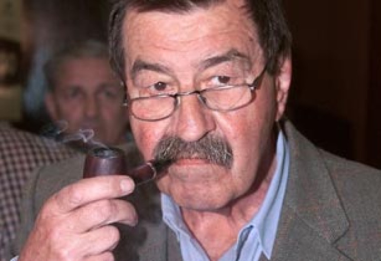 German Nobel Prize-Winner Guenter Grass Urging Turkey Recognize Armenian Genocide