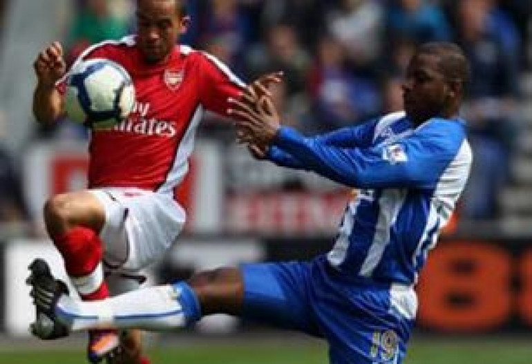 Wigan all But Ends Arsenal Title Hopes in 3-2 Win