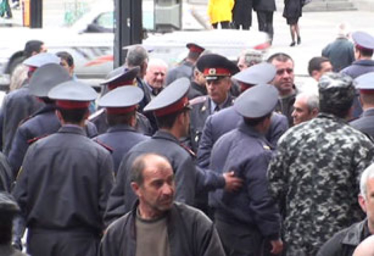 Задержали 17 участников разборки в Нор-Норке