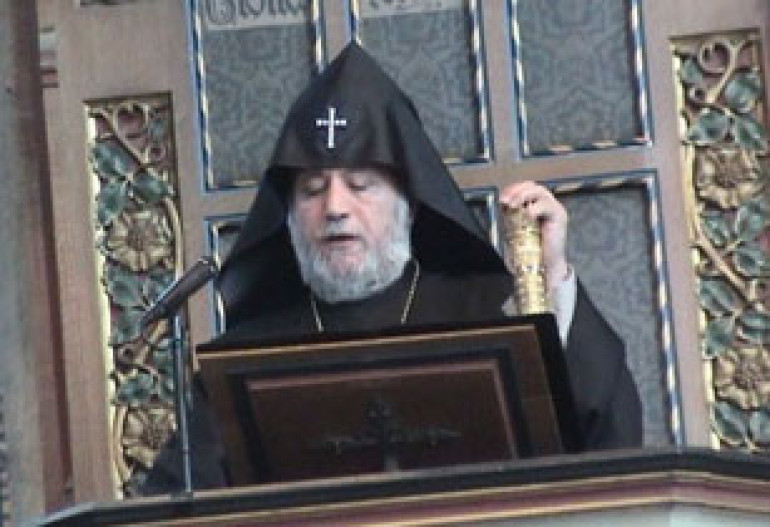 Karekin II to Visit Baku 