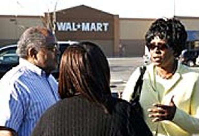 Wal-Mart  грозит суд по обвинению в гендерной дискриминации