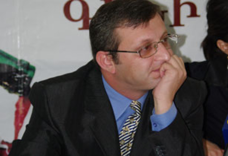 Лидирующая оппозиционная сила всегда пользуется поддержкой больше части обществ