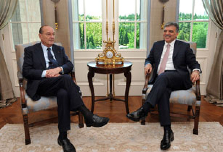 Turkey Grants Honorary Doctorate to Jacques Chirac 