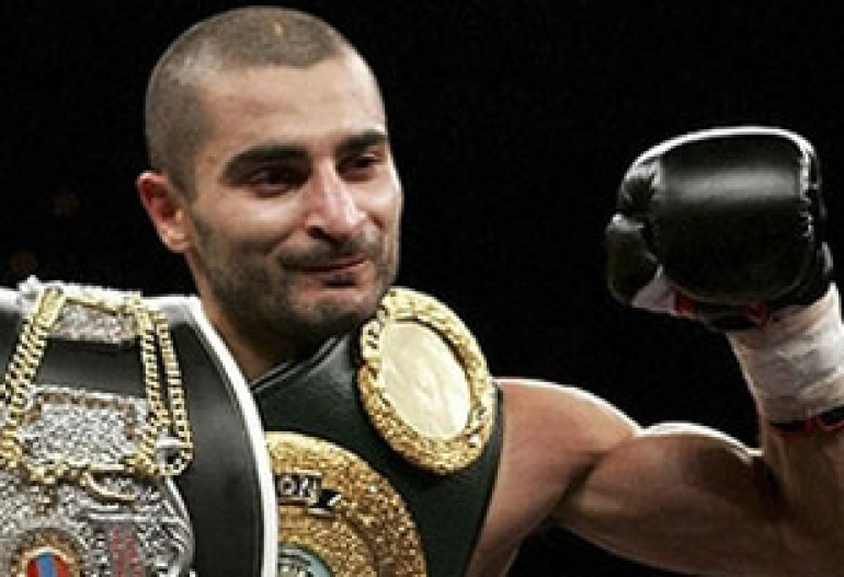 Darchinyan Claims Third IBO World Title 