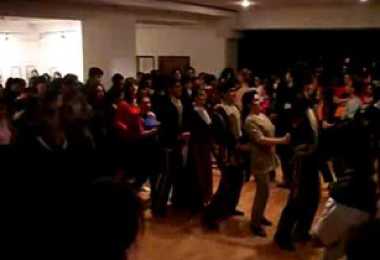 Open-Air Dance Classes in Cascade Complex 