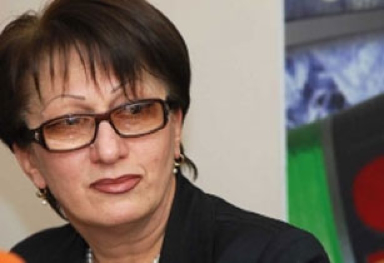 Lyudmila Sargsyan Taken to Police Station