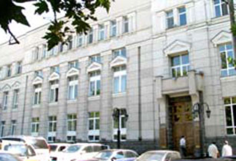 Armenia's Central Bank is More Independent Than Azerbaijan's and Less Than Georgia's