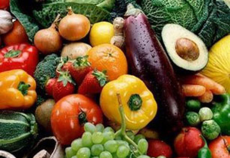 Armenian Market Flooded With Fruit and Vegetables Rich in Chemicals: Expert 