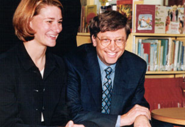 Bill Gates Offers $10m Fund for Mobile Banking in Haiti