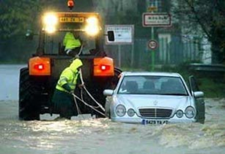 Death Toll From Floods in France Rise to 25