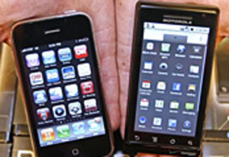 Մարտահրավեր iPhone4-ին. Motorola-ն վերադառնում է