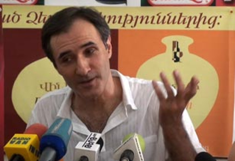 Օտար լեզվով կրթություն ստացածները հոգեկան վնասվածքներով են մեծանում. Վարդան Պետրոսյան (տեսանյութ)