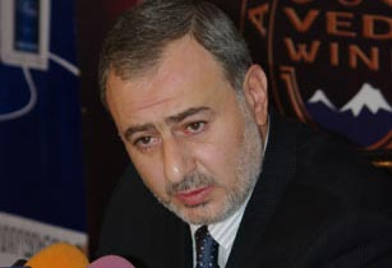 Have authorities their hand in what is happening in HHSh?