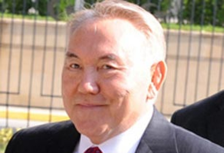Kazakh President backs Medvedev's efforts to solve Karabakh conflict 