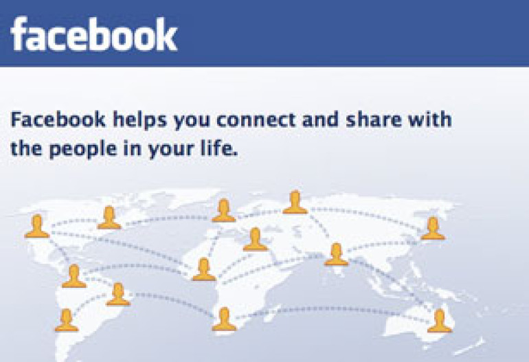 Facebook hits 500m user milestone