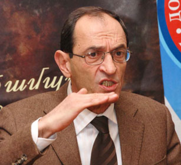 Aliyev himself agreed to that proposal in Saint Petersburg: Shavarsh Kocharyan