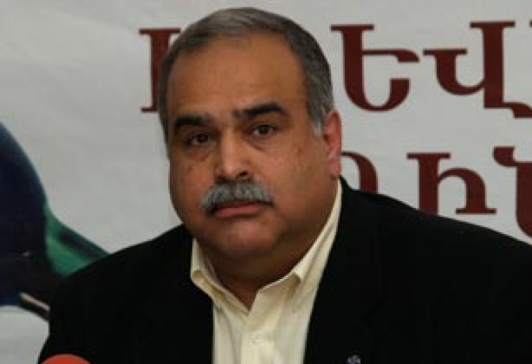 Instead of recognizing Karabakh's independence Armenia played politics: Raffi Hovhanisian 