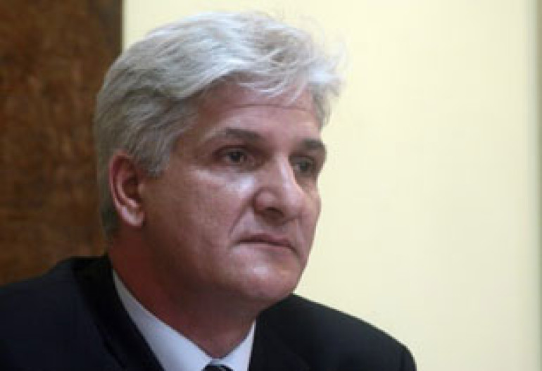 Kosovo central bank chief arrested in anti-corruption probe 