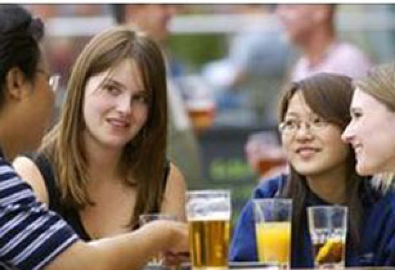 Drinking alcohol can 'reduce severity' of arthritis